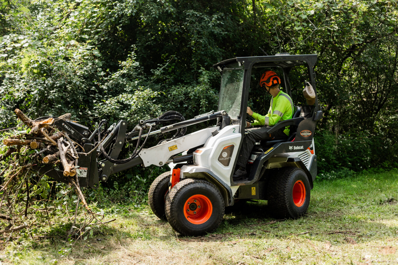 Powering Beautiful Landscapes: How Our Equipment Makes the Difference